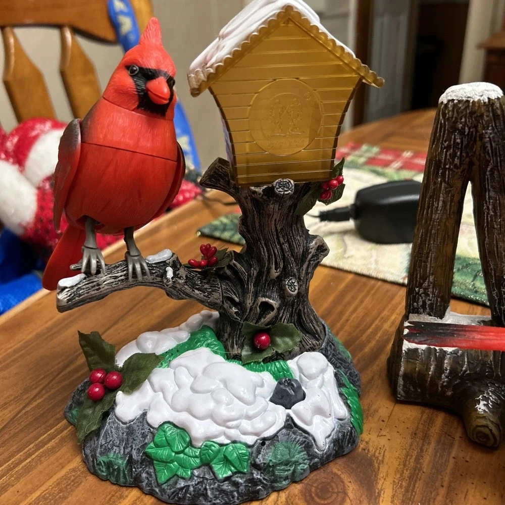 Lot 2 Plastic Tweeting Red Bird Animated Decor‎ Christmas Winter NOEL